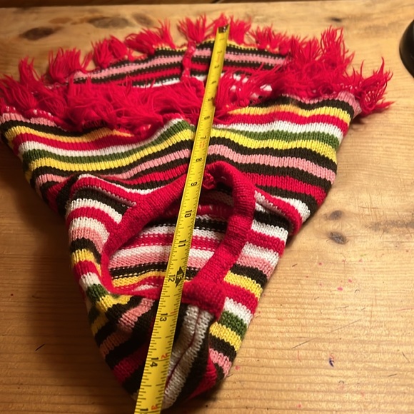 💚 3 for $15 💚 + 🥳 Host Pick 🥳 - Casual Canine Distressed Poncho size Small - Picture 7 of 16